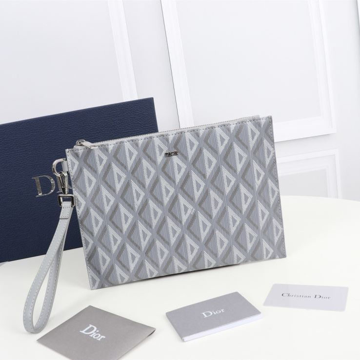 Christian Dior Clutch Bags